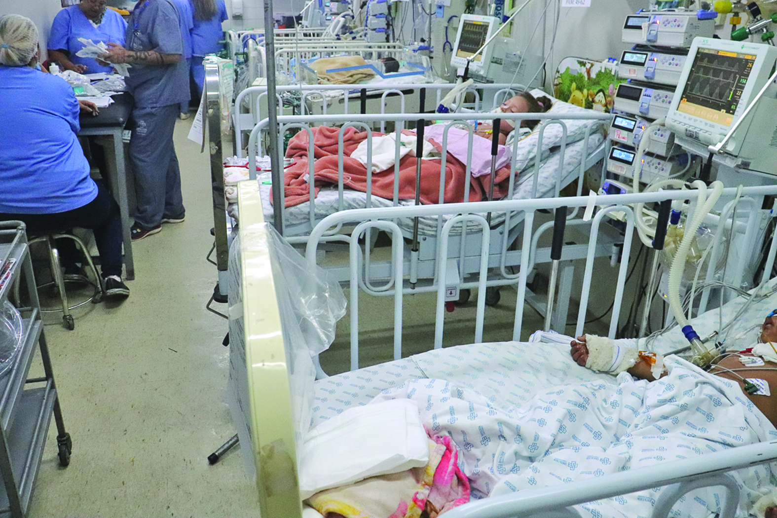 Após um mês do decreto de emergência, Capital ainda  enfrenta avanço da Influenza A e pressão no sistema