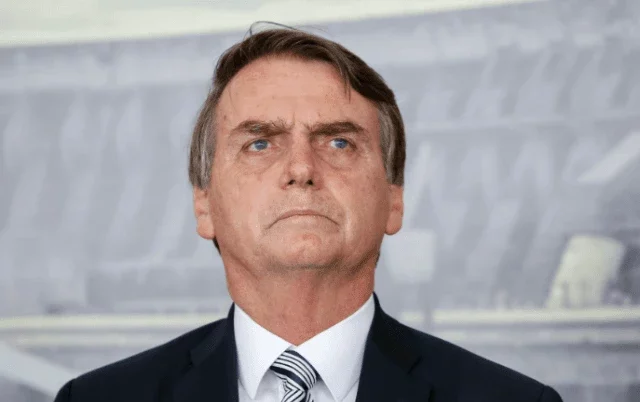 Bolsonaro é alvo de nova operação da PF e terá que usar tornozeleira eletrônica por decisão do STF
