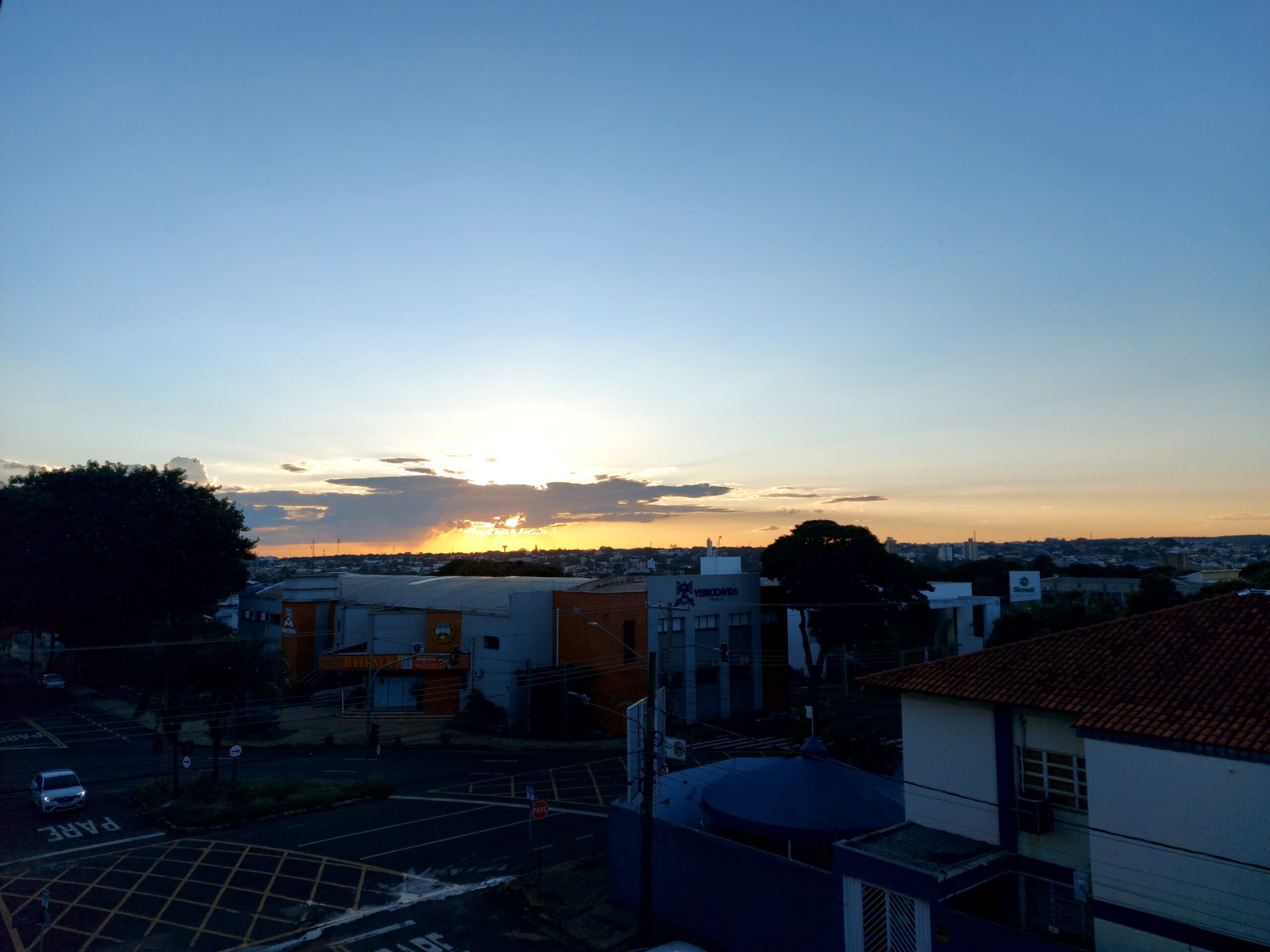 Sexta-feira será de sol e tempo seco em Mato Grosso do Sul, com temperaturas elevadas