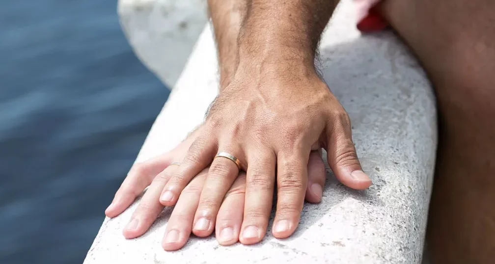 Brasil registrou recorde de casamentos entre pessoas do mesmo sexo em 2023, aponta IBGE