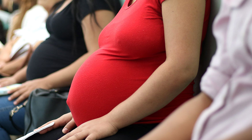 Número de filhos por mulher no Brasil atinge o menor nível da história, revela Censo