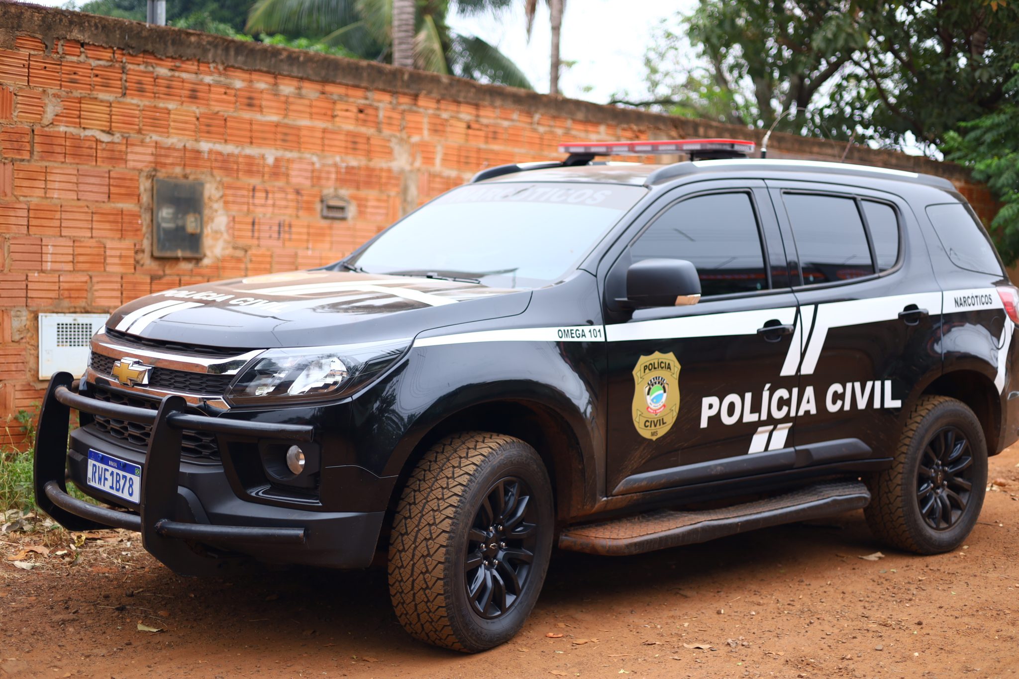 Polícia Civil desarticula ponto de tráfico no bairro Nhanhá e captura três adultos e quatro adolescentes