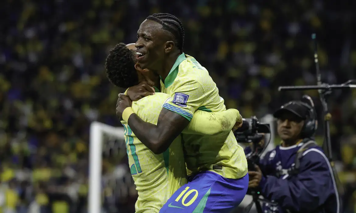 Brasil vence Paraguai com gol de Vinícius Júnior e garante vaga na Copa do Mundo de 2026