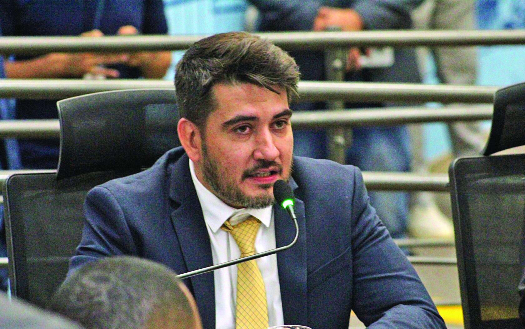 Vereador protocola pedido de CPI para apurar crise na Santa Casa