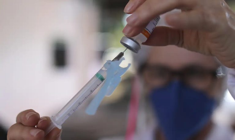 Vacinação em fronteiras para conter avanço do sarampo é intensificada no País