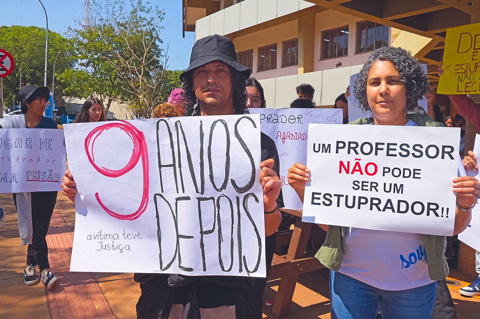 UFMS demite professor condenado por estupro de aluna após processo administrativo