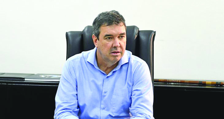 Falta de pré-candidatos ao Governo expõe força política de Riedel e estratégia dos partidos, avalia cientista político