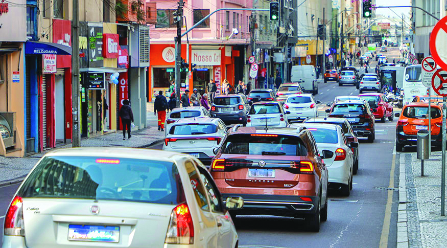 Trabalho em veículos próprios cresce 136% e MS é 4º do Brasil