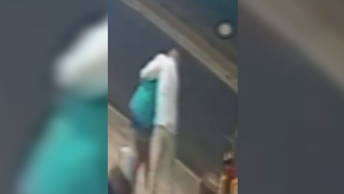 Idoso tenta matar companheira a facadas em conveniência de Figueirão