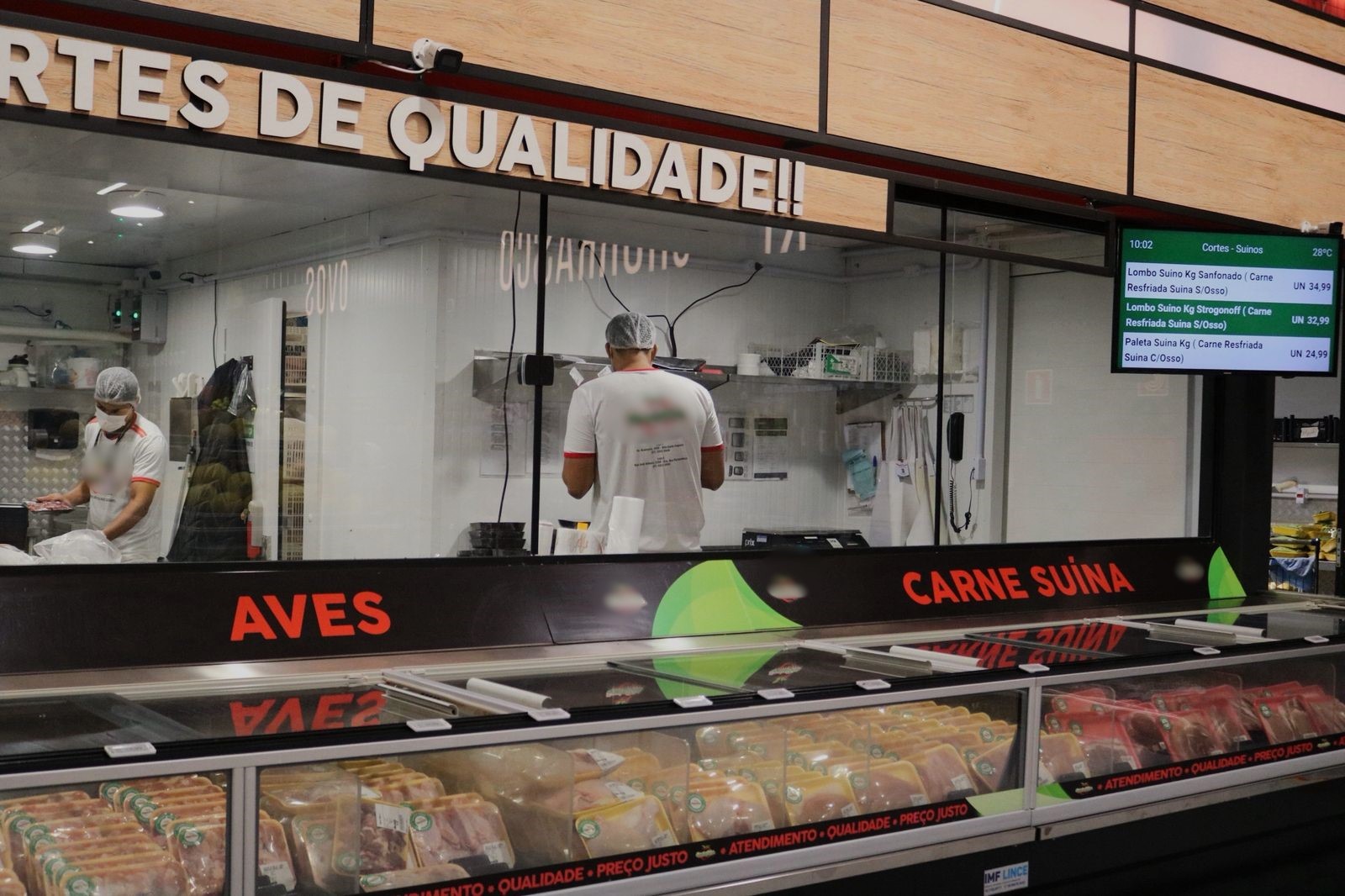 Açougues se reinventam diante da falta de mão de obra especializada