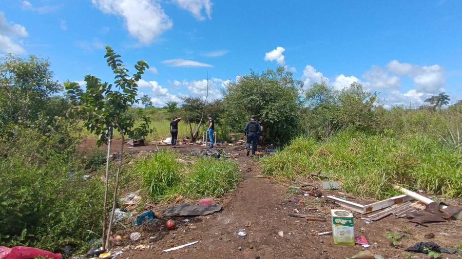 Corpo é encontrado carbonizado em terreno no Recanto do Bosque, em Dourados