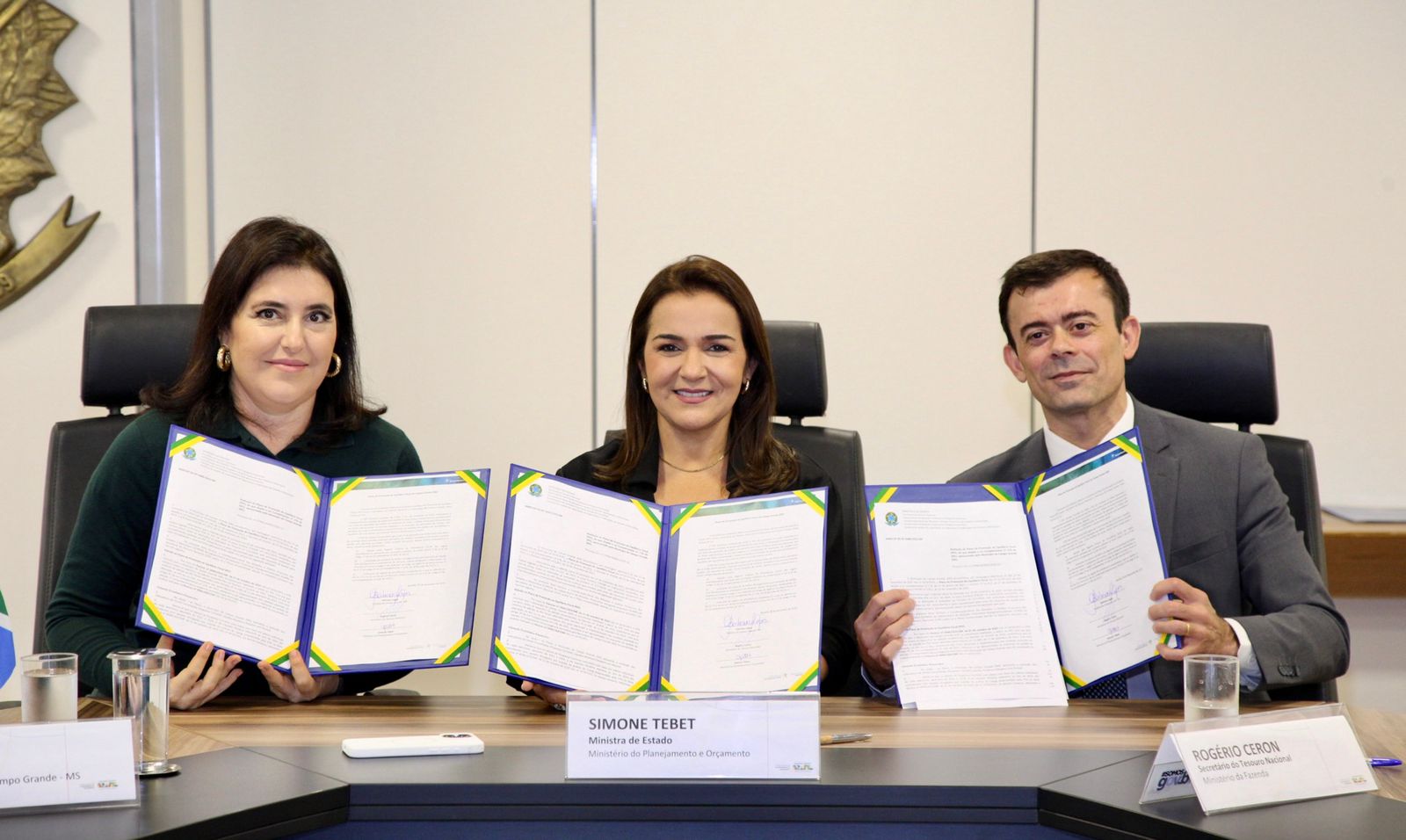 Prefeita Adriane Lopes assina Plano de Equilíbrio Fiscal e poderá investir R$ 544 milhões em obras de infraestrutura e drenagem