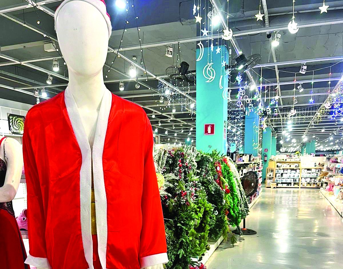 Após o Natal, lojas aceleram troca de vitrines e já apostam em novos produtos e volta às aulas