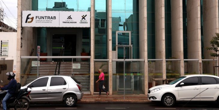 Funtrab alerta sobre anúncio falso de cursos e vagas de emprego para jovens nas redes sociais