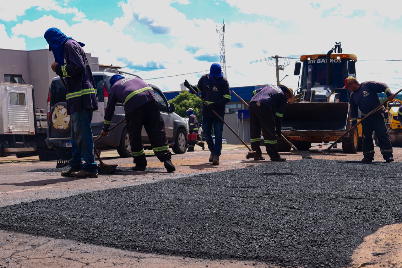 Prefeitura intensifica ações de zeladoria e manutenção em diversas regiões da Capital