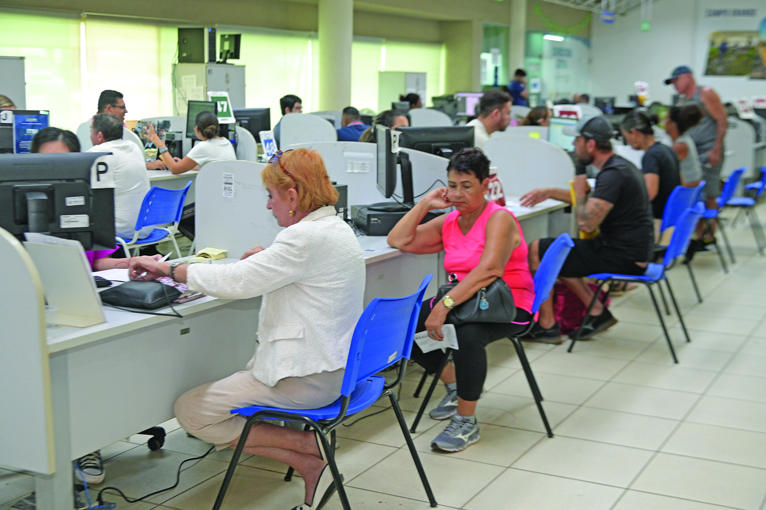 Central do Cidadão registra movimento  intenso após suspensão parcial do IPTU