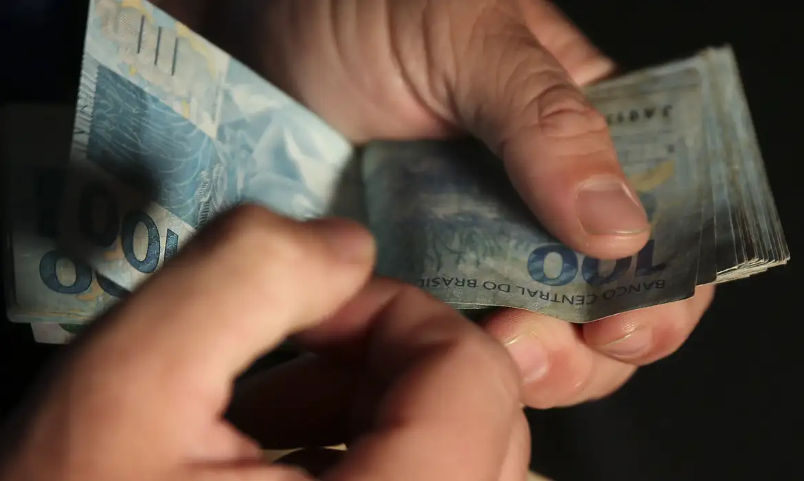 Você sabe como funciona o Desenrola Brasil 2.0? Programa oferece até 90% de desconto e uso do FGTS