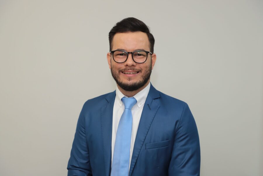 Secretário da Juventude pede afastamento do cargo após denuncia de assèdio sexual