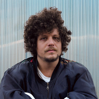 FestJuv 2026 chega ao fim com shows de Chico Chico e Karla Coronel na UFMS