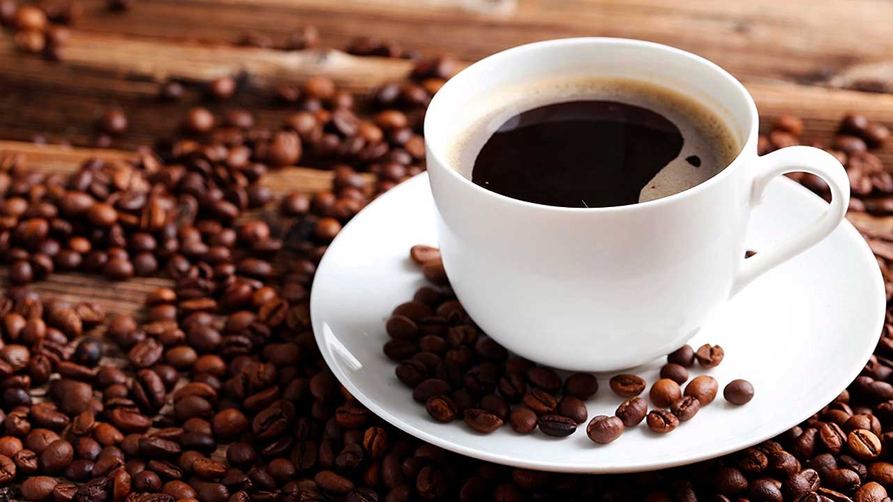 Dia Nacional do Café: mesmo com preços elevados, a bebida continua sendo a queridinha do brasileiro