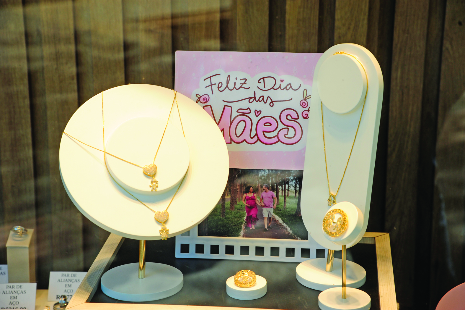 Dia das Mães: Campo-grandenses estimam gastar em média R$ 300 em presente