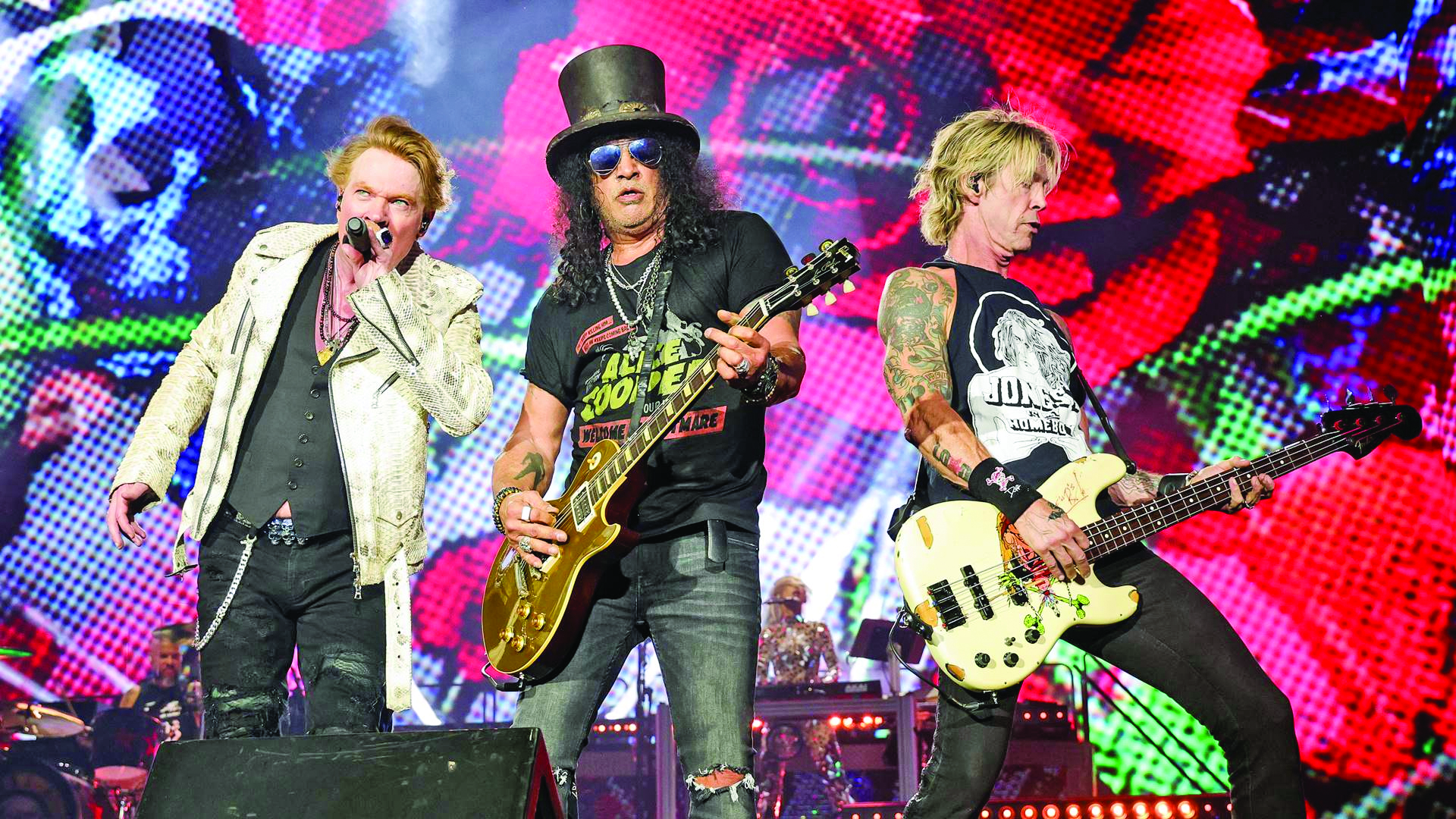 Fãs do Guns N’ Roses chegam do exterior e de outras regiões