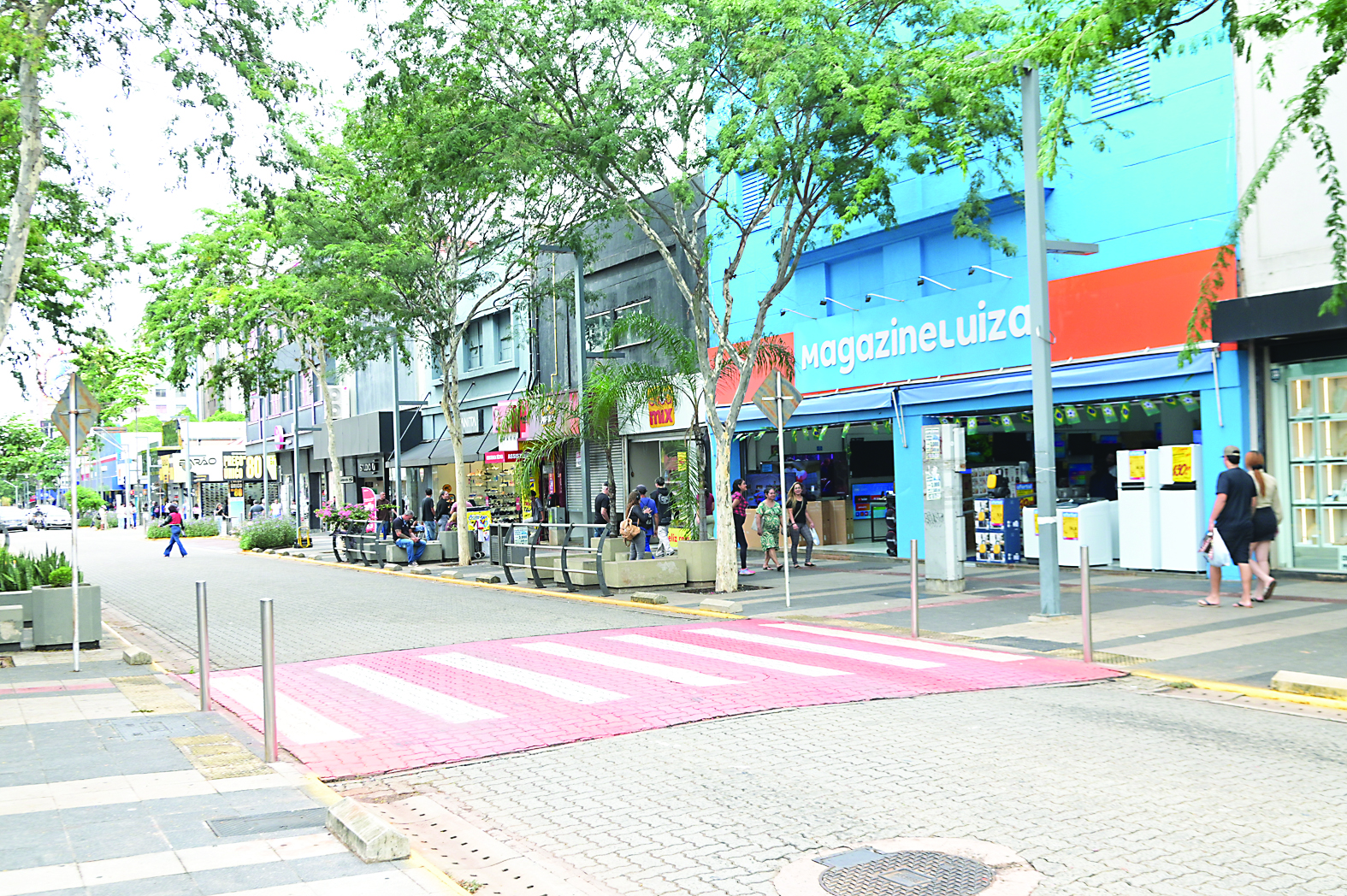 Funcionamento irregular no feriado 1º de maio pode gerar impacto financeiro às empresas