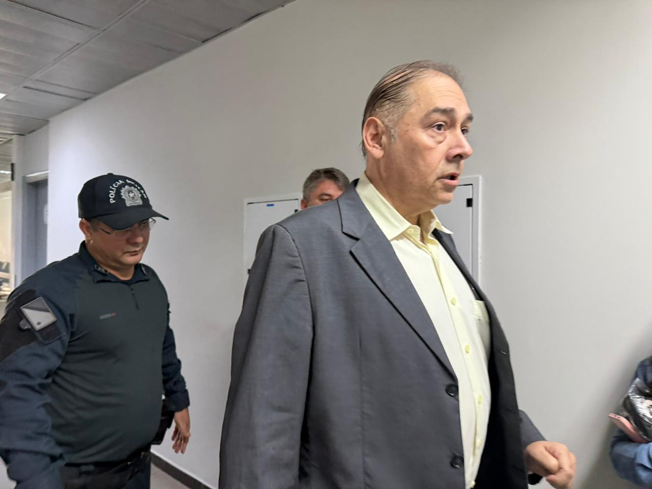 “Três vezes por semana eu o encontrava, sempre no período na manhã”, diz vizinho de Bernal em audiência