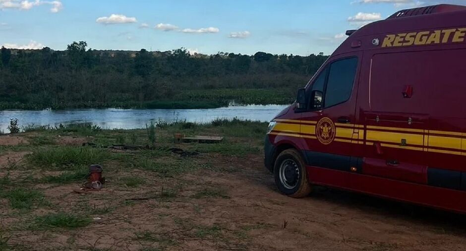 Adolescente desaparece após cair no Rio Sucuriú durante acidente com embarcação