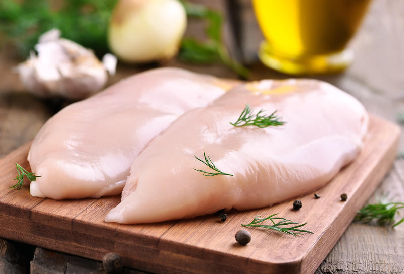 Cesta Básica: frango varia até 68% e quilo chega a custar R$ 15 em Campo Grande