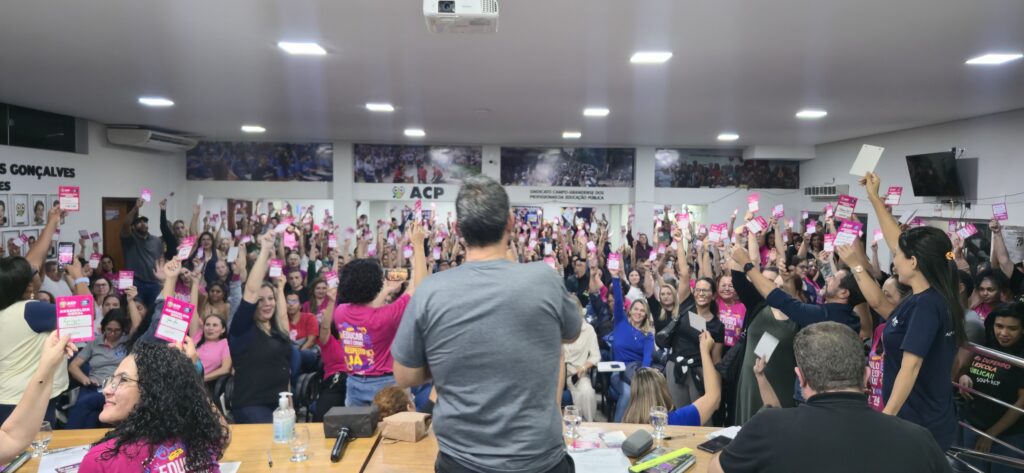 Professores da Capital aprovam paralisação nesta sexta após impasse sobre reajuste