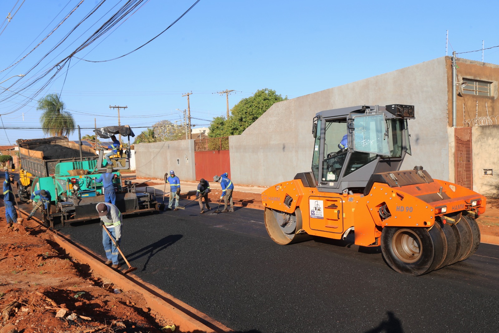 Prefeitura homologa contrato de R$ 5,2 milhões para pavimentação em dois bairros de Campo Grande