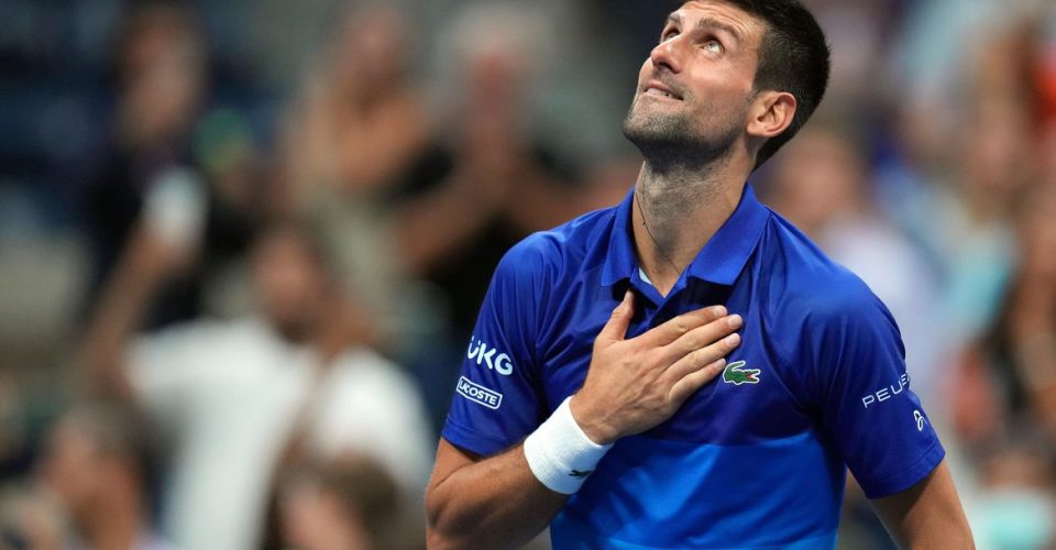 Djokovic chega mais perto de conquistas históricas no Aberto dos EUA