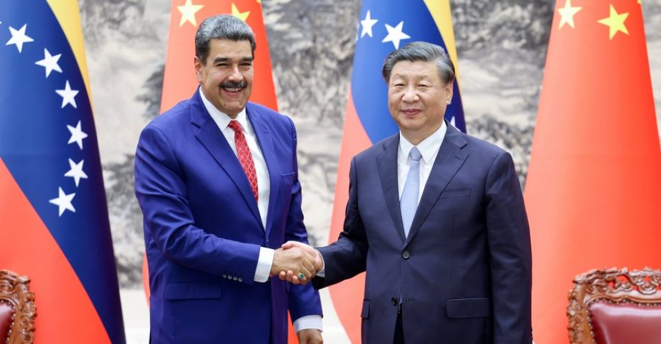 Foto: Xi Jinping recebeu Maduro, que está em visita de Estado à China, no Grande Palácio do Povo em Beijing, capital da China, em 13 de setembro de 2023. (Xinhua/Liu Bin