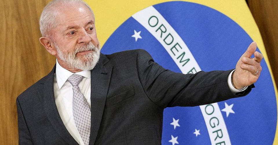 "O que eu posso dizer é que neste País, no tempo em que eu governo, todos têm direito à presunção de inocência", disse Lula. Foto: Marcelo Camargo/Agência Brasil