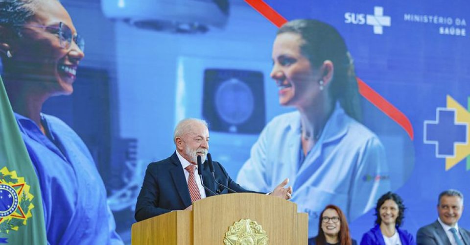 Acesse as redes sociais do Estado Online no Facebook e Instagram. Foto: Ricardo Stuckert / PR