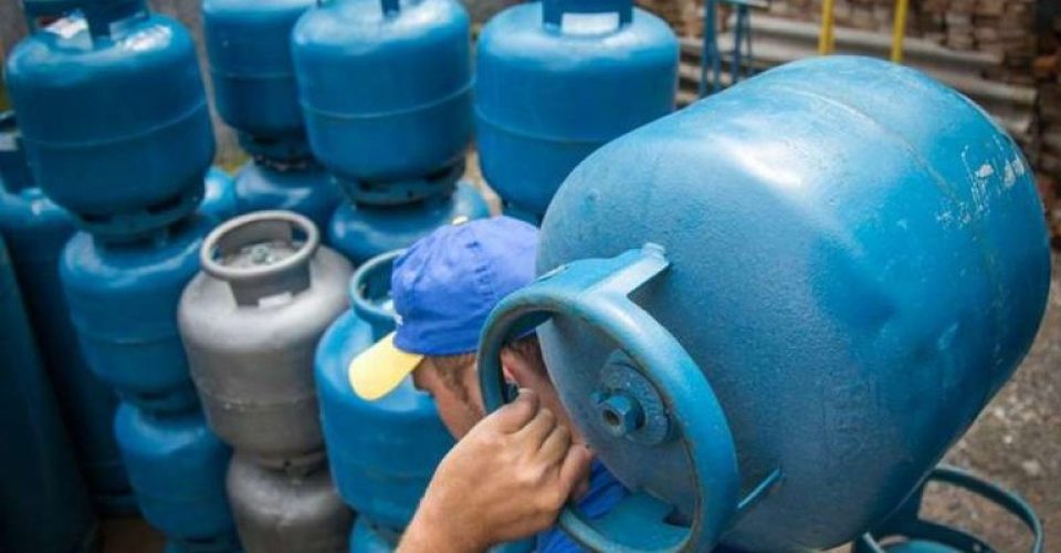 O Auxílio Gás é pago bimestralmente e corresponde ao valor de 100% do botijão de gás de cozinha de 13 quilos. Foto: Divulgação