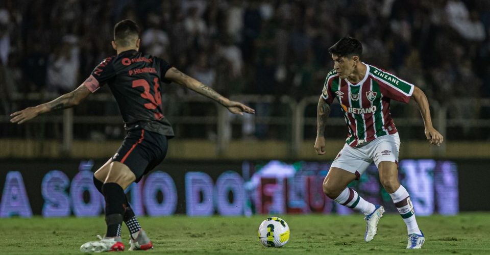 Volta Redonda, RJ - Brasil - 14/05/2022 - Raulino de Oliveira - 
Campeonato Brasileiro. 6a.Rodada. Jogo Fluminense x Athletico-PR.
FOTO DE MARCELO GONÇALVES / FLUMINENSE FC


IMPORTANTE: Imagem destinada a uso institucional e divulga磯, seu uso comercial estᠶetado incondicionalmente por seu autor e o Fluminense Football Club.

IMPORTANT: Image intended for institutional use and distribution. Commercial use is prohibited unconditionally by its author and Fluminense Football Club.

IMPORTANTE: Im᧥n para uso solamente institucional y distribuici㮮 El uso comercial es prohibido por su autor y por el Fluminense Football Club