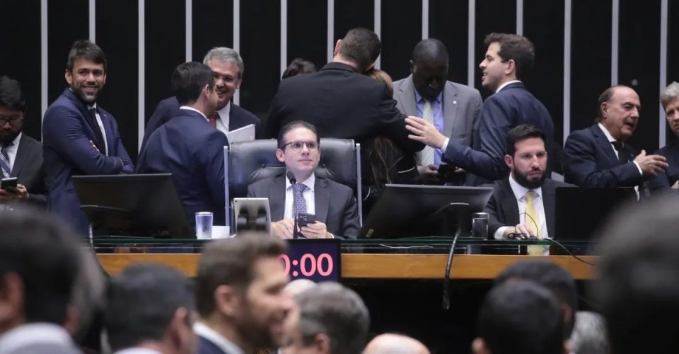 Hugo Motta convocou maratona de reuniões do plenário; comissão analisará plano de trabalho nesta semana - Foto:  Bruno Spada/Câmara dos Deputados