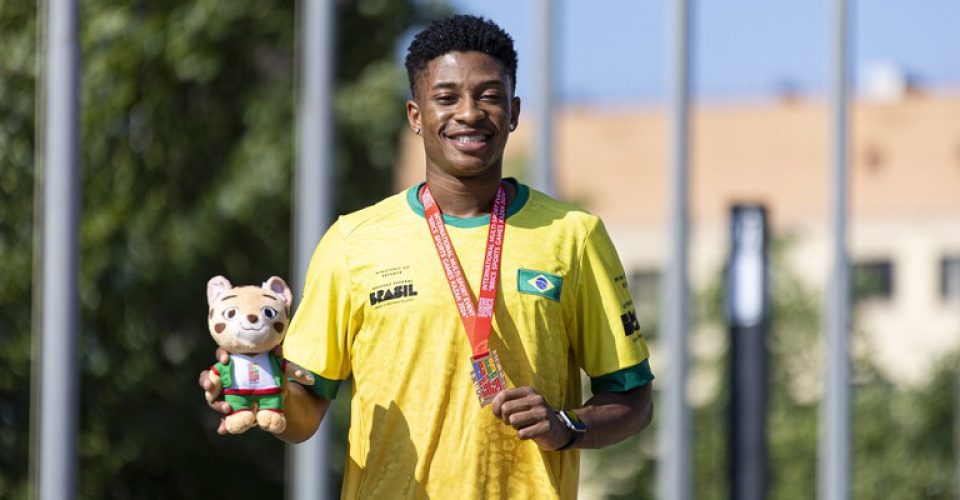 Welton Juvenal é um dos atleta bolsista.
Foto: Célio Júnior