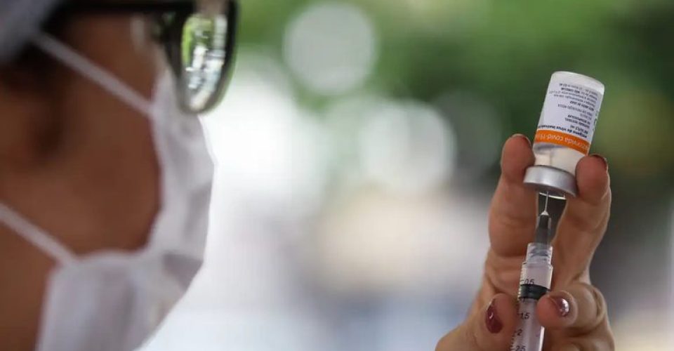 Aquisição garante a continuidade da vacinação e a proteção da população diante de novas variantes. Foto: Tânia Rêgo/Agência Brasil