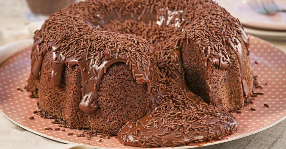 8fee36bf950557ff9f896b9104f36907_bolo-vulcao-brigadeiro-receitas-nestle_1200_600