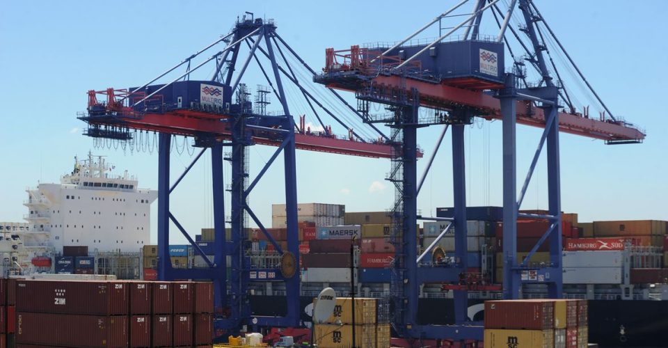 economia superavit projecao balanca comercio comercial portos porto