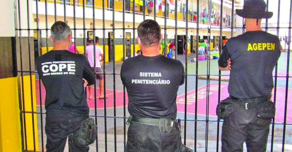 Falta de efetivo e superlotação de unidades prejudicam a segurança do sistema - Foto: Reprodução-AGEPEN