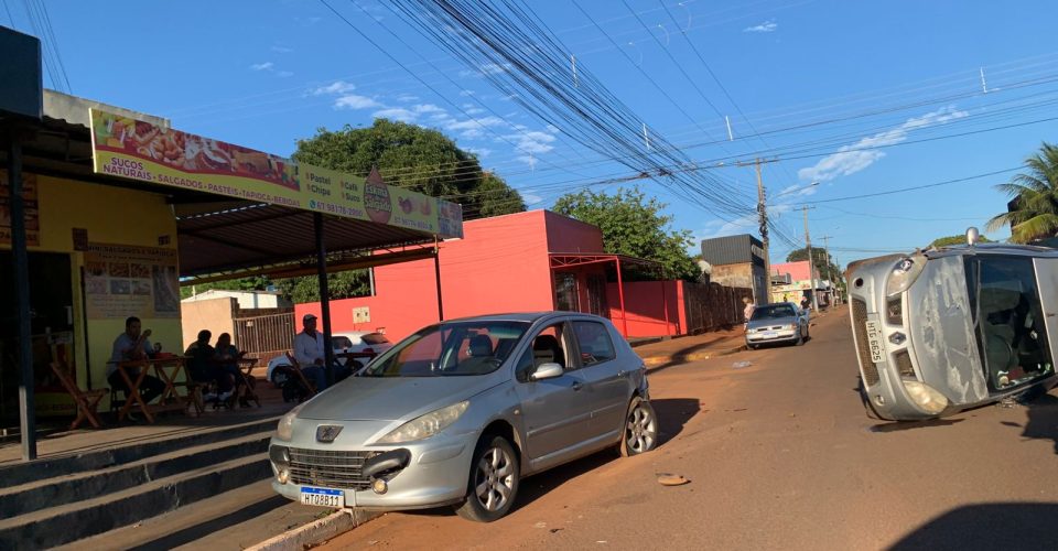 Acidente ocorreu na manhã desta terça-feira (20), no Portal Caiobá - Foto: Biel Gill