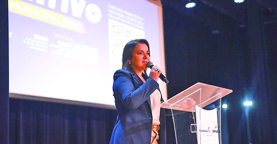 A prefeita da Capital aproveitou para pedir investimentos para saúde e infraestrutura - Foto: Divulgação