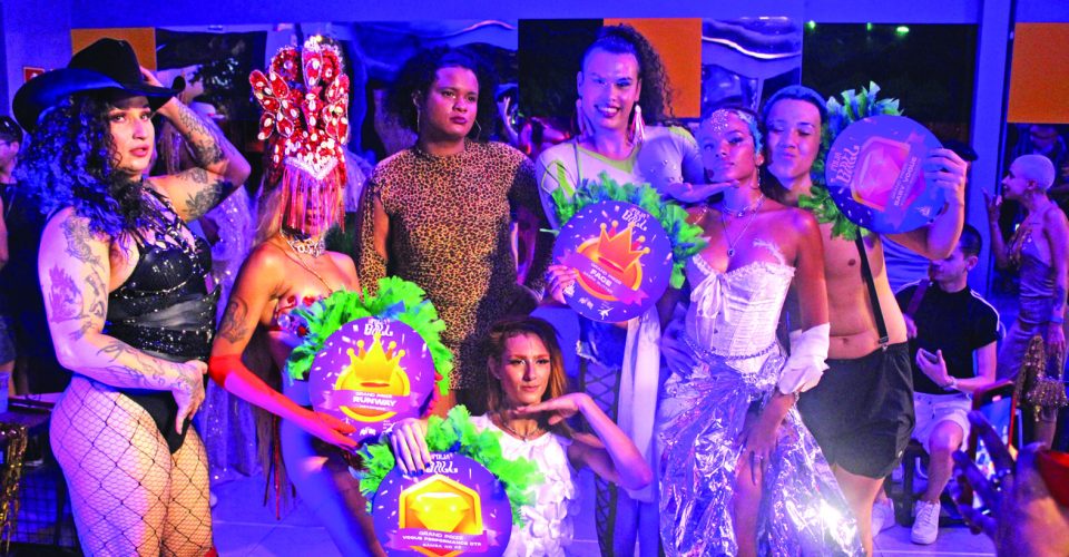 Foto: Atreides Fetake Hands Up