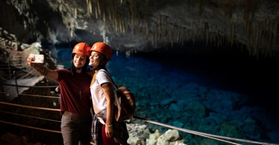 Casal Gruta do Lago Azul. Foto: Andre-Patroni