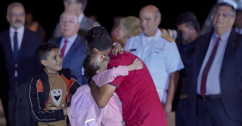 Voo foi o décimo da Operação Voltando em Paz.|Foto: Rafa Neddemeyer/Agência Brasil