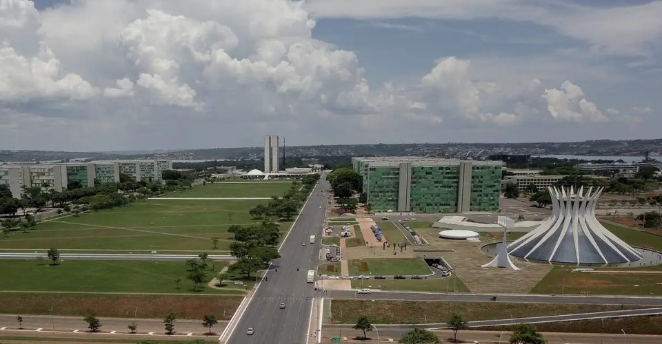 Haverá 6.640 vagas para servidores federais.|Foto: Rafa Neddermeyer/Agência Brasil